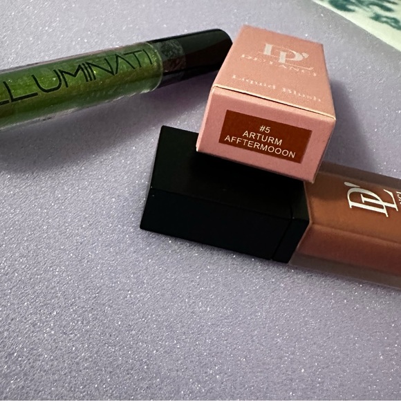 2/$25 DE’ LANCE LIQUID BLUSH and ILLUMINATI PH BALANCED LIP GLOSS- BRAND NEW - Picture 3 of 3